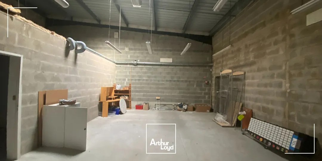 Locaux commerciaux - Location - ROCHEFORT - 17300 - 660-660 - 7816189