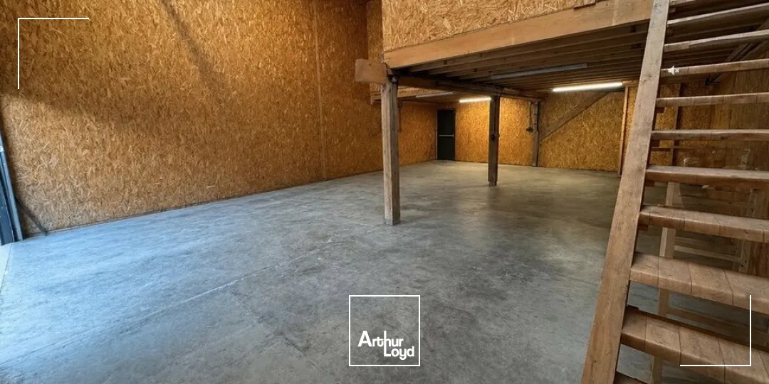 Locaux d'activité & Entrepôts - Location - MONTMEYRAN - 26120 - 150-150 - 7816231