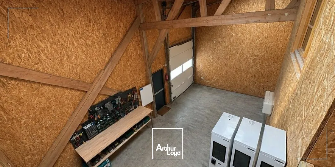 Locaux d'activité & Entrepôts - Location - MONTMEYRAN - 26120 - 150-150 - 7816232