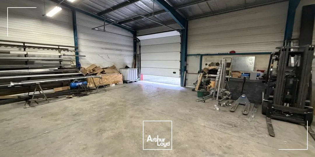 Locaux d'activité & Entrepôts - Vente - VALENCE - 26000 - 673-673 - 7816229