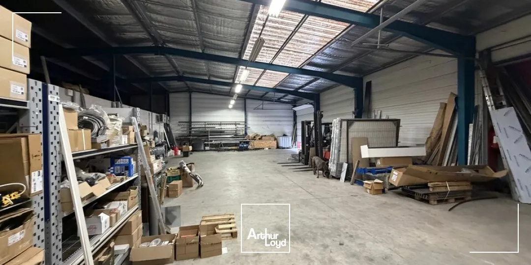 Locaux d'activité & Entrepôts - Vente - VALENCE - 26000 - 673-673 - 7816230
