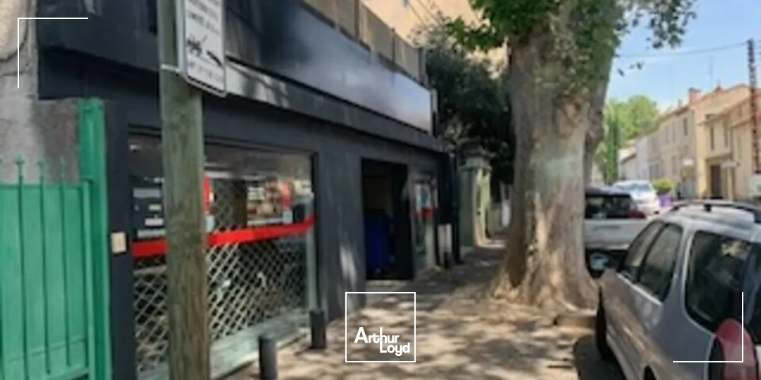 Locaux commerciaux - Vente - AVIGNON - 84000 - 166.54-166.54 - 7816248