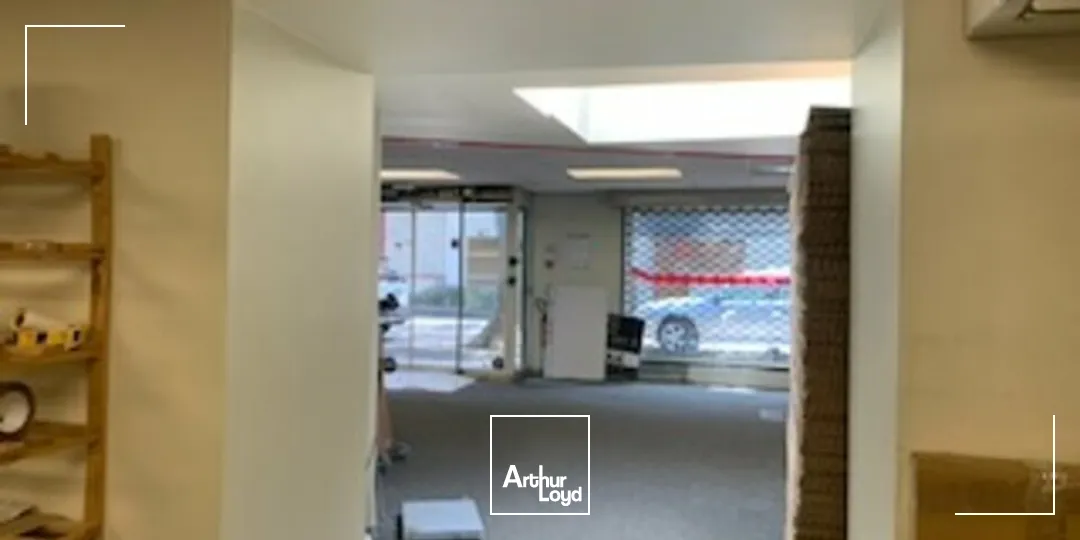 Locaux commerciaux - Vente - AVIGNON - 84000 - 166.54-166.54 - 7816251