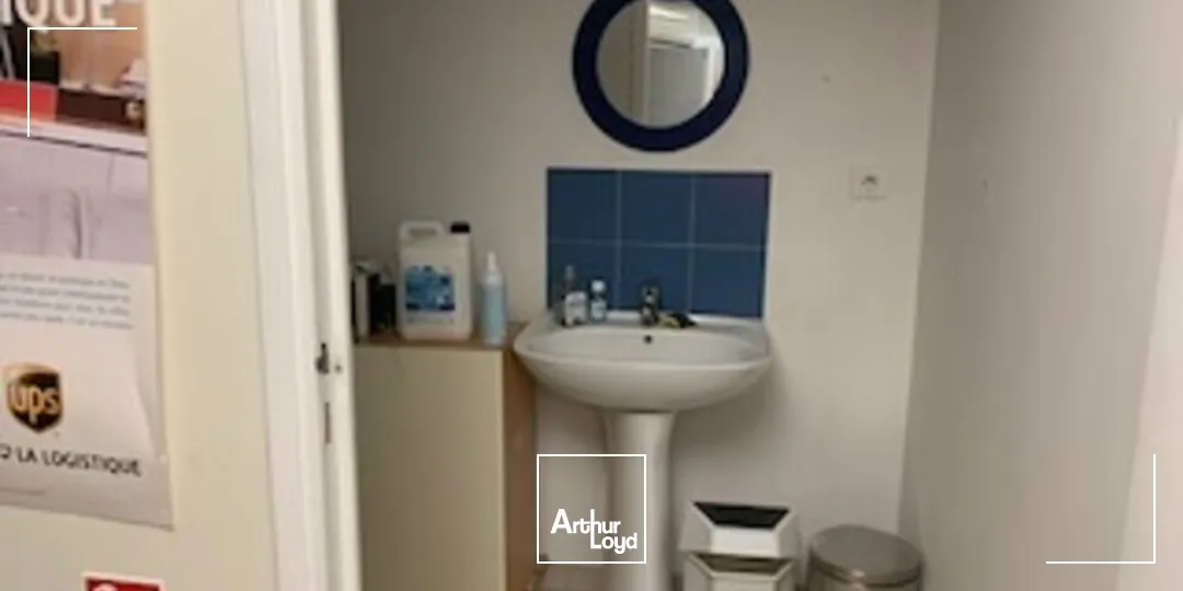 Locaux commerciaux - Vente - AVIGNON - 84000 - 166.54-166.54 - 7816252