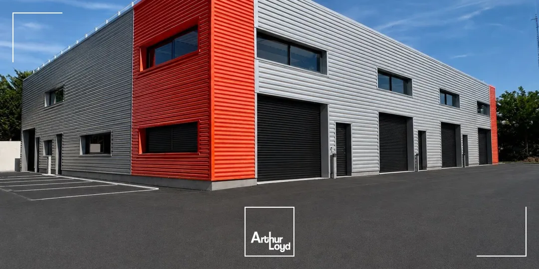 Locaux d'activité & Entrepôts - Location - EGUILLES - 13510 - 115-615 - 7816464