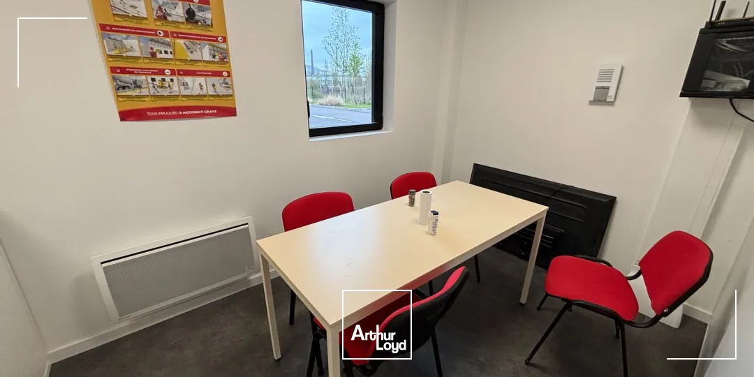 Locaux d'activité & Entrepôts - Location - OISSEL - 76350 - 331-331 - 7816777