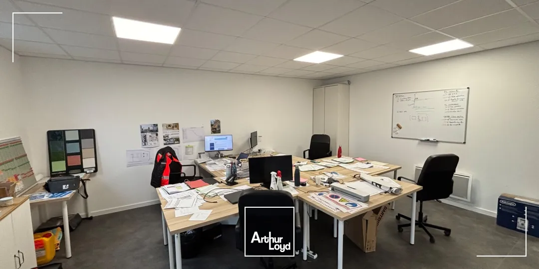 Locaux d'activité & Entrepôts - Location - OISSEL - 76350 - 331-331 - 7816779