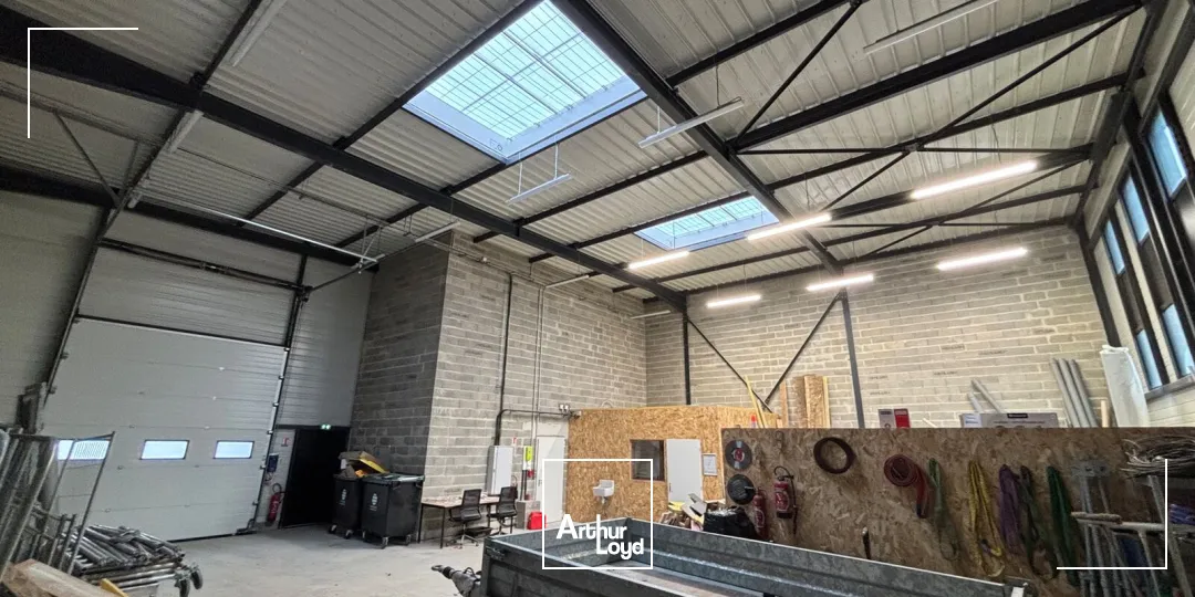 Locaux d'activité & Entrepôts - Location - OISSEL - 76350 - 331-331 - 7816782