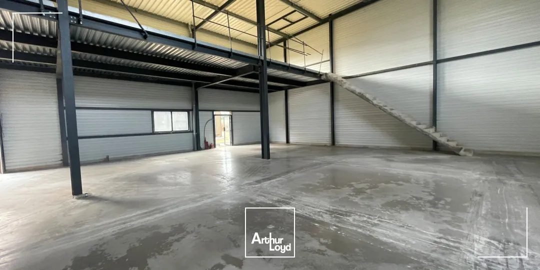 Locaux d'activité & Entrepôts - Location - AMBLAINVILLE - 60110 - 390-390 - 7817441