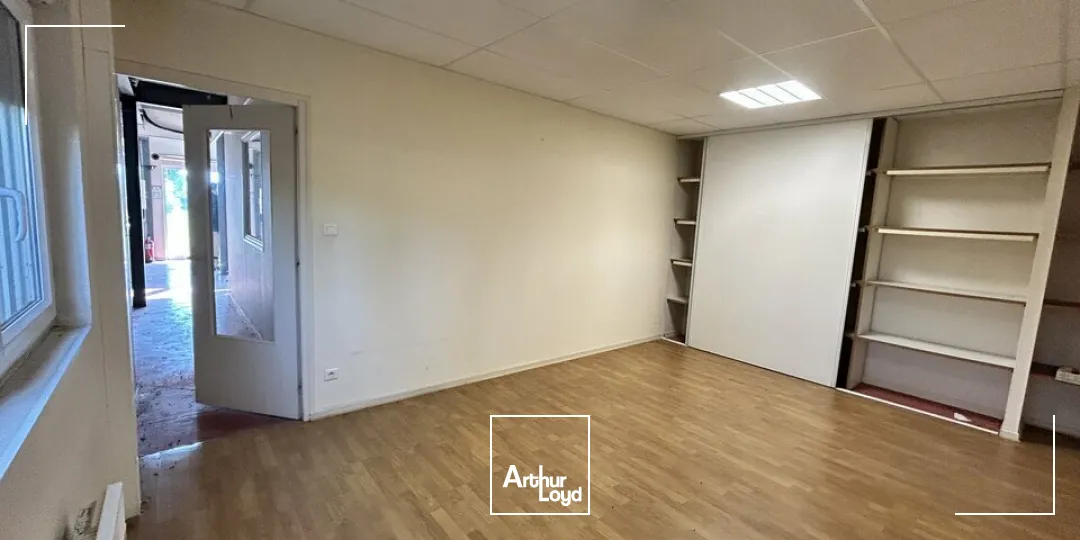 Locaux d'activité & Entrepôts - Vente - MONTMARAULT - 03390 - 2833-2833 - 7817628