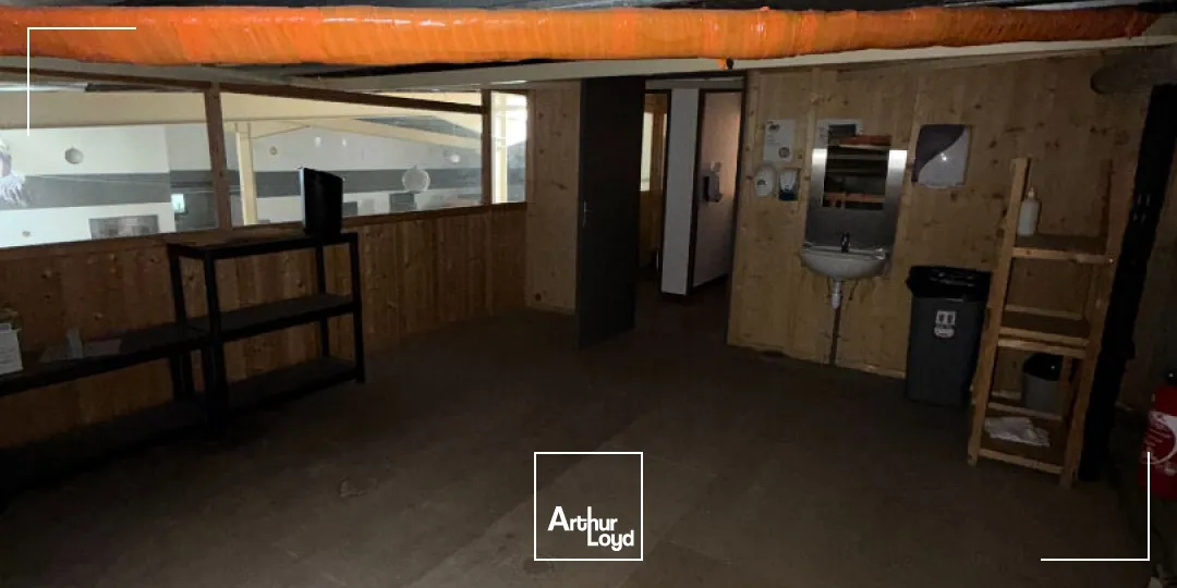 Locaux commerciaux - Vente - ROCHECHOUART - 87600 - 1690-1690 - 7817983