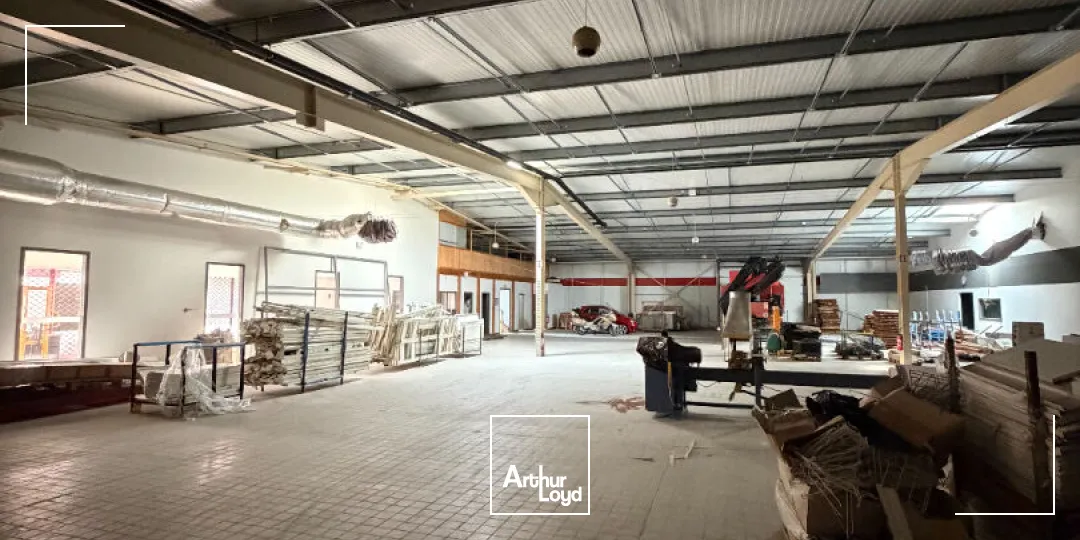 Locaux commerciaux - Vente - ROCHECHOUART - 87600 - 1690-1690 - 7817984