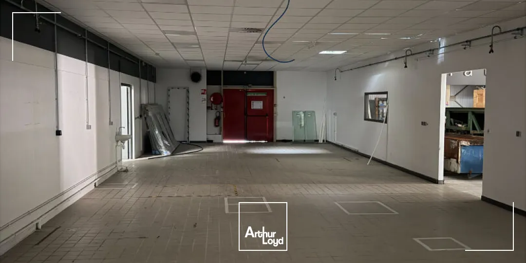 Locaux commerciaux - Location - ROCHECHOUART - 87600 - 1690-1690 - 7817998
