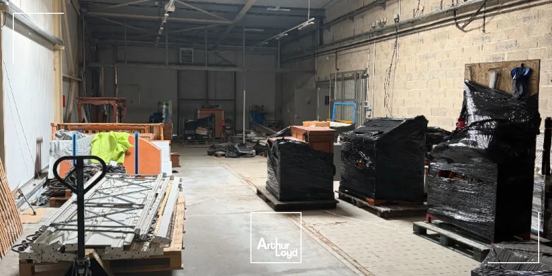 Locaux commerciaux - Location - ROCHECHOUART - 87600 - 1690-1690 - 7817999