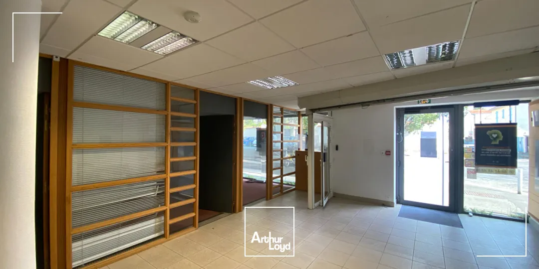 Locaux commerciaux - Vente - LA ROCHELLE - 17000 - 159.3-159.3 - 7818009