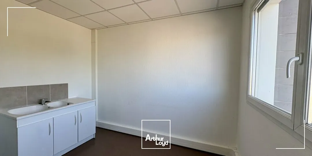 Bureaux - Location - CHENOVE - 21300 - 188-188 - 7818100