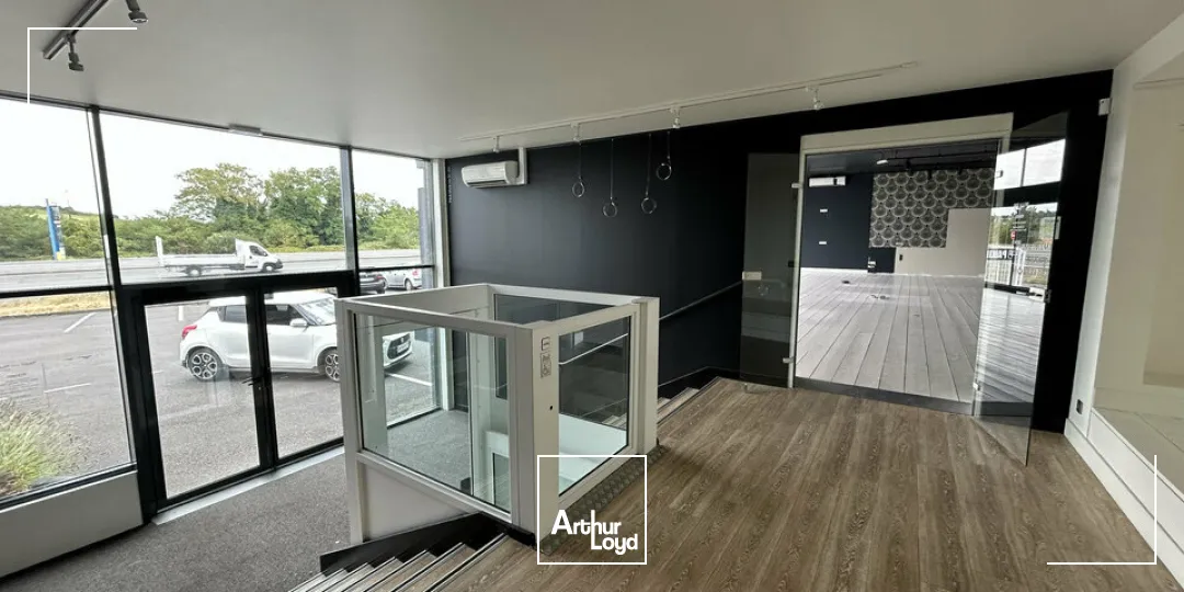 Locaux commerciaux - Location - MIGNÉ-AUXANCES - 86440 - 328-328 - 7818123