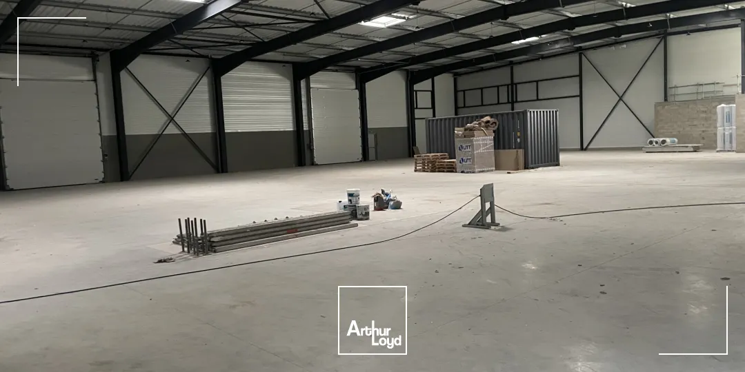Locaux d'activité & Entrepôts - Location - BEAUVAIS - 60000 - 362-2585 - 7818218