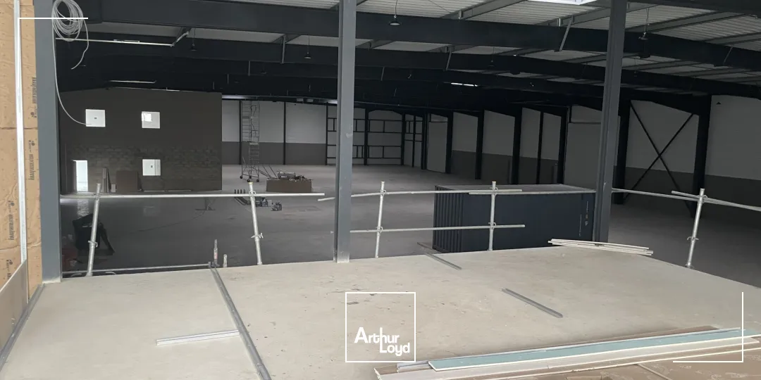 Locaux d'activité & Entrepôts - Location - BEAUVAIS - 60000 - 362-2585 - 7818222