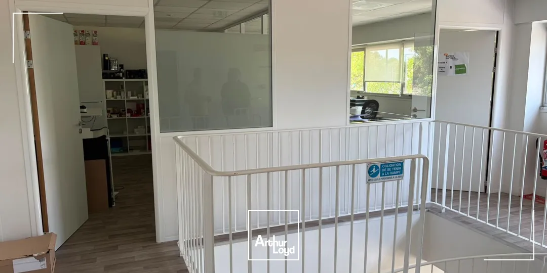 Locaux d'activité & Entrepôts - Location - SAINT OUEN L'AUMONE - 95310 - 2910-2910 - 7818468