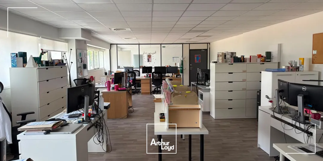 Locaux d'activité & Entrepôts - Location - SAINT OUEN L'AUMONE - 95310 - 2910-2910 - 7818469