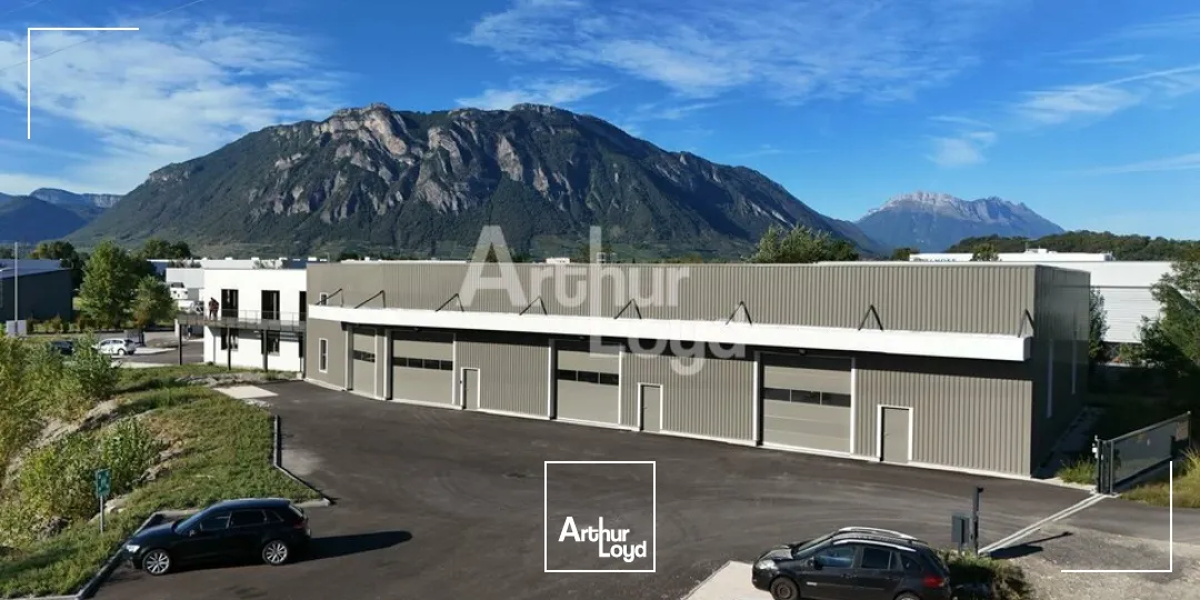 Locaux d'activité & Entrepôts - Location - SAINTE-HÉLÈNE-DU-LAC - 73800 - 608.95-608.95 - 7818475