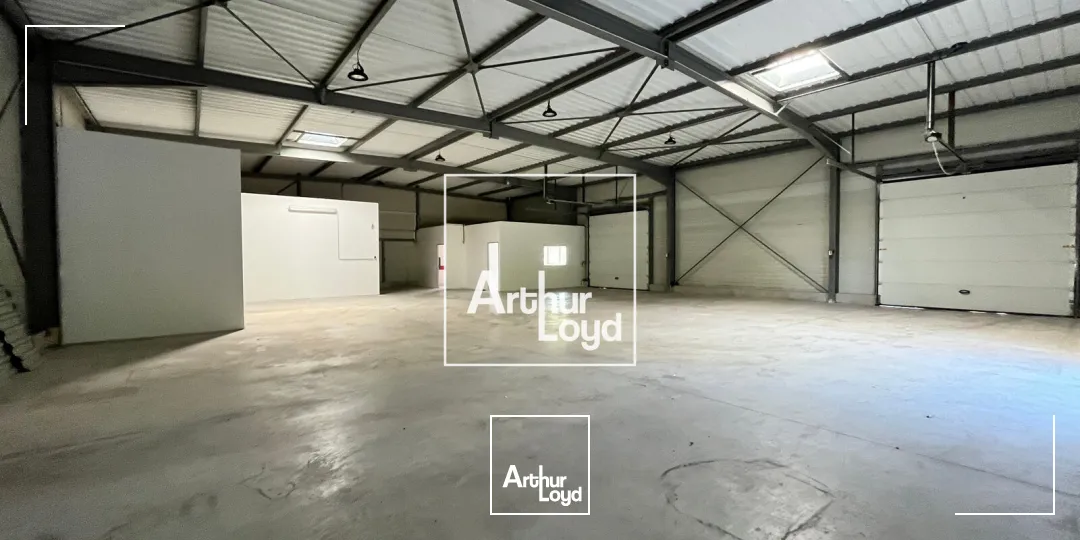 Locaux d'activité & Entrepôts - Location - GALLARGUES LE MONTUEUX - 30660 - 430-430 - 7819084