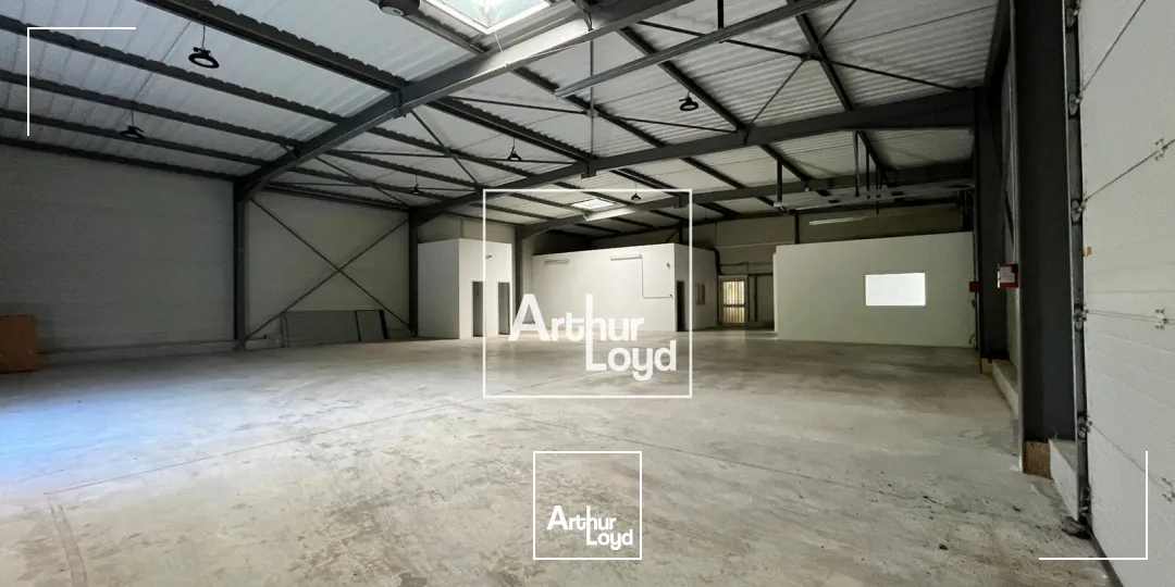 Locaux d'activité & Entrepôts - Location - GALLARGUES LE MONTUEUX - 30660 - 430-430 - 7819086