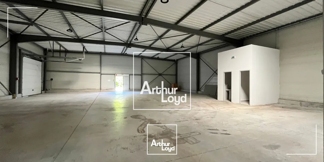 Locaux d'activité & Entrepôts - Location - GALLARGUES LE MONTUEUX - 30660 - 430-430 - 7819090