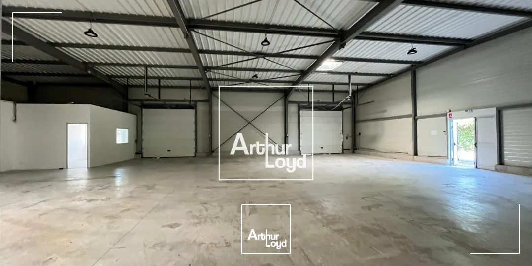 Locaux d'activité & Entrepôts - Location - GALLARGUES LE MONTUEUX - 30660 - 430-430 - 7819092