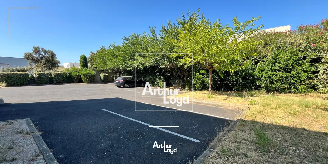 Locaux d'activité & Entrepôts - Location - GALLARGUES LE MONTUEUX - 30660 - 430-430 - 7819094