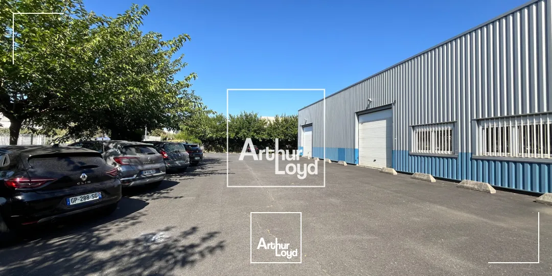 Locaux d'activité & Entrepôts - Location - GALLARGUES LE MONTUEUX - 30660 - 430-430 - 7819098