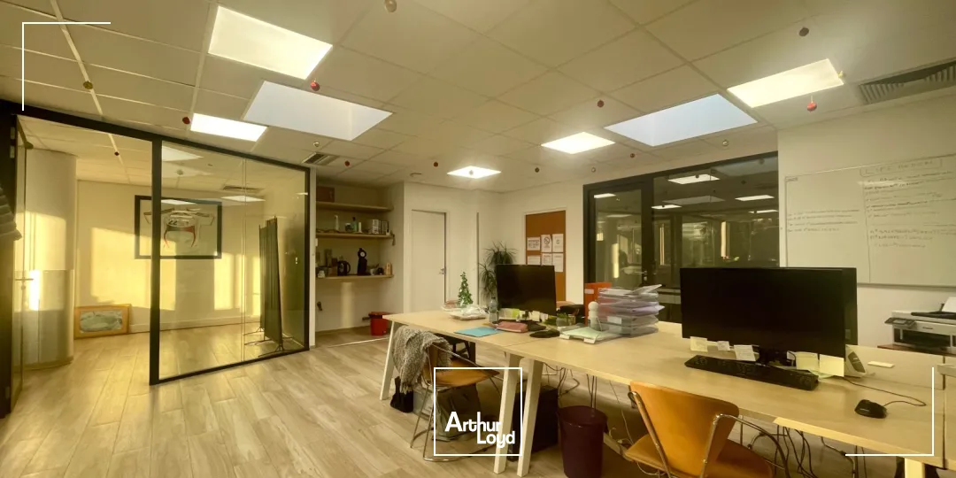Bureaux - Location - NIMES - 30900 - 152.59-152.59 - 7819146