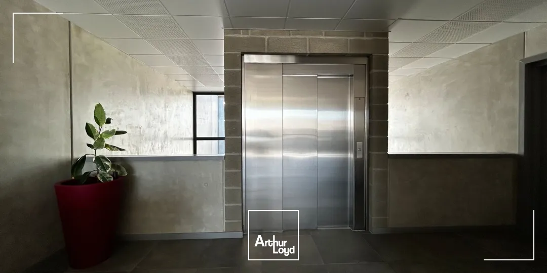 Bureaux - Location - MERIGNAC - 33700 - 120-120 - 7819228