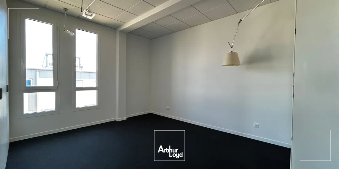 Bureaux - Location - MERIGNAC - 33700 - 120-120 - 7819227