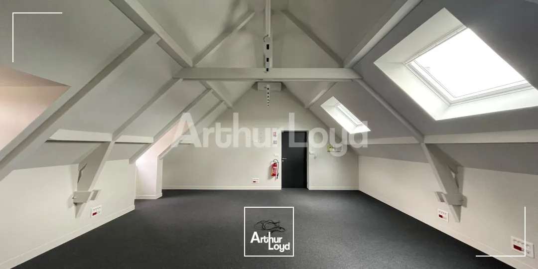 Bureaux - Location - VILLENEUVE D'ASCQ - 59650 - 166-166 - 7819713