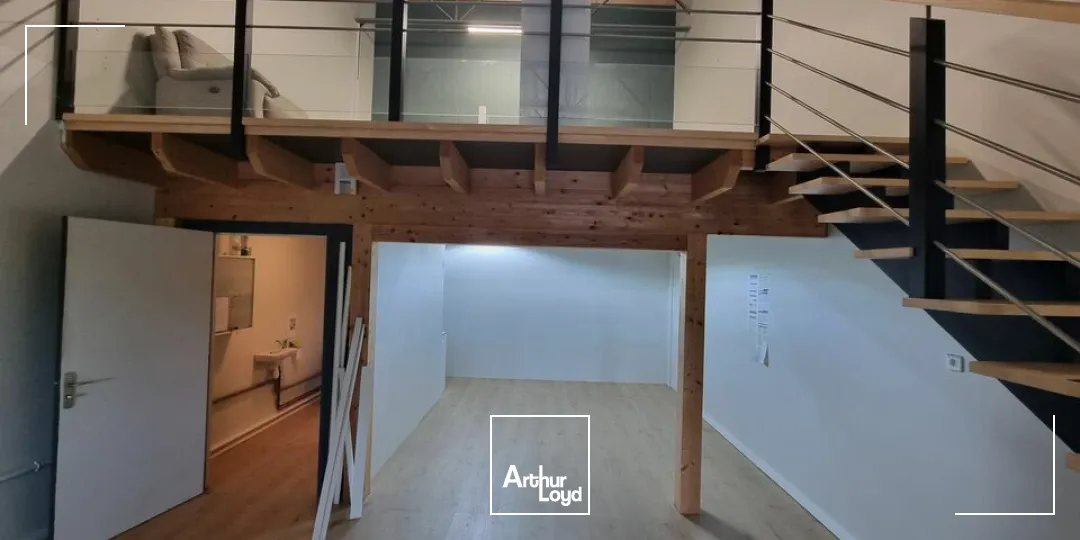 Locaux commerciaux - Location - BESSINES - 79000 - 127-127 - 7821040