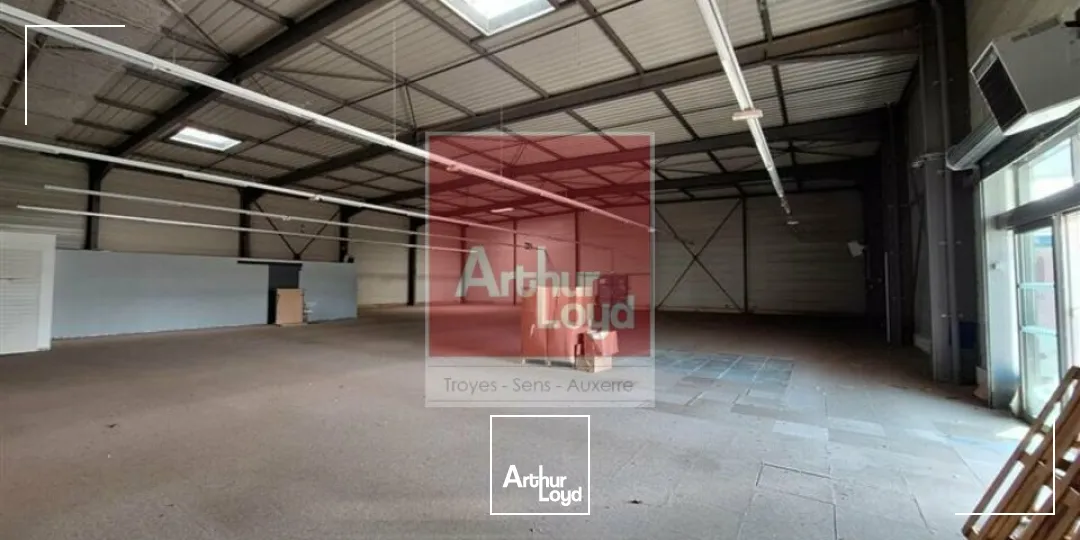 Locaux commerciaux - Location - MONÉTEAU - 89470 - 753.31-753.31 - 7821053