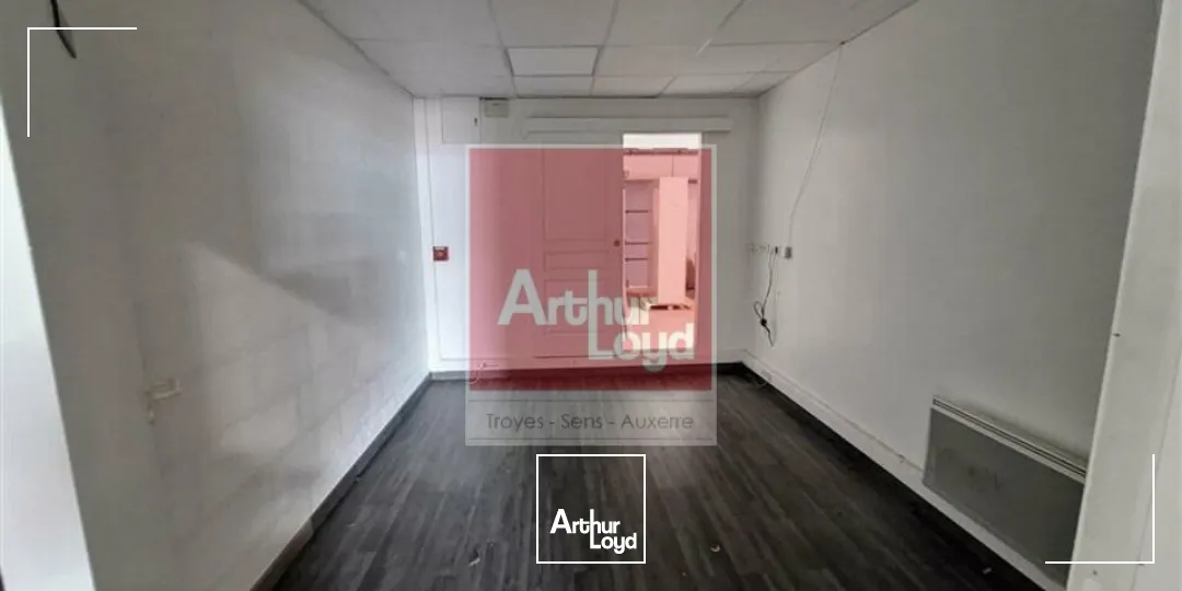 Locaux commerciaux - Location - MONÉTEAU - 89470 - 753.31-753.31 - 7821057