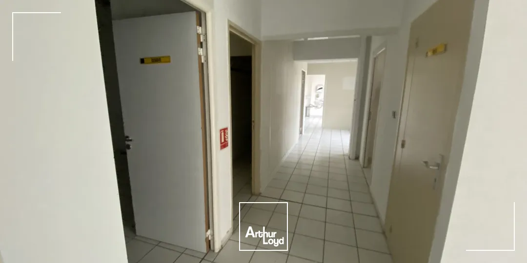 Bureaux - Location - SALON DE PROVENCE - 13300 - 200-200 - 7821125