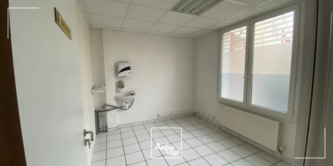 Bureaux - Location - SALON DE PROVENCE - 13300 - 200-200 - 7821131