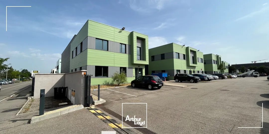 Locaux d'activité & Entrepôts - Location - RILLIEUX LA PAPE - 69140 - 456-456 - 7821621