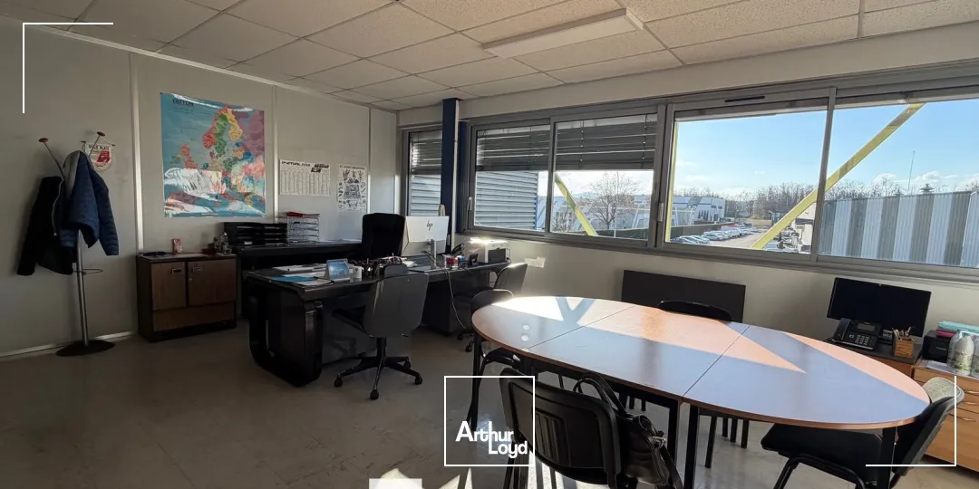 Locaux d'activité & Entrepôts - Vente - LES ÉCHETS - 01700 - 2242-2242 - 7821634