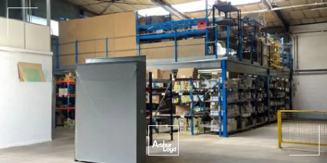 Locaux d'activité & Entrepôts - Location - VAULX EN VELIN - 69120 - 575-1254 - 7821644
