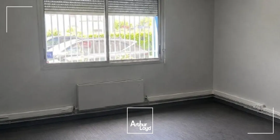 Locaux d'activité & Entrepôts - Location - VAULX EN VELIN - 69120 - 575-1254 - 7821645