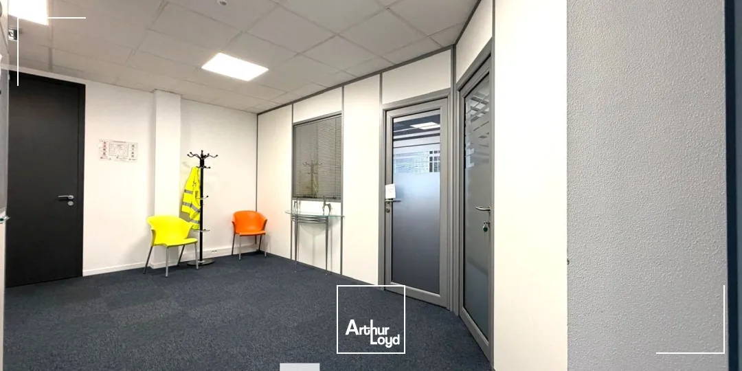 Bureaux - Location - BRON - 69500 - 300-689 - 7821651