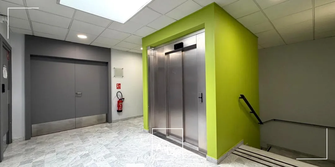 Bureaux - Location - BRON - 69500 - 300-689 - 7821650
