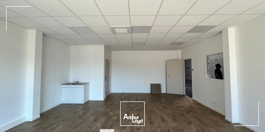 Locaux d'activité & Entrepôts - Location - RILLIEUX LA PAPE - 69140 - 318-318 - 7821662