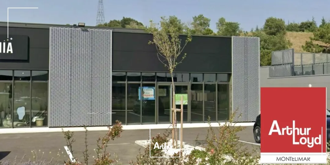 Locaux commerciaux - Location - SAINT PAUL TROIS CHATEAUX - 26130 - 163-163 - 7821886