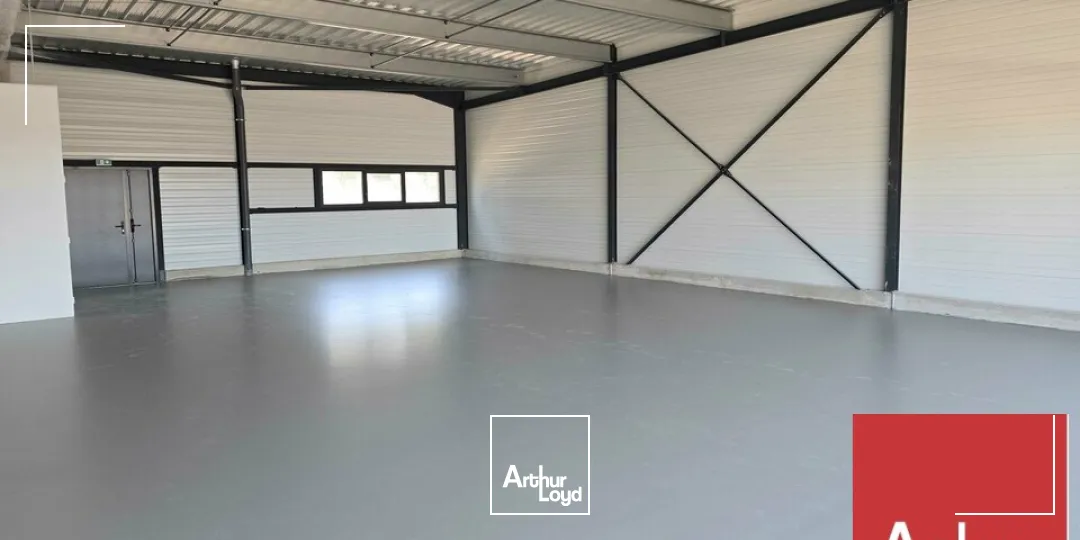 Locaux commerciaux - Location - SAINT PAUL TROIS CHATEAUX - 26130 - 163-163 - 7821899